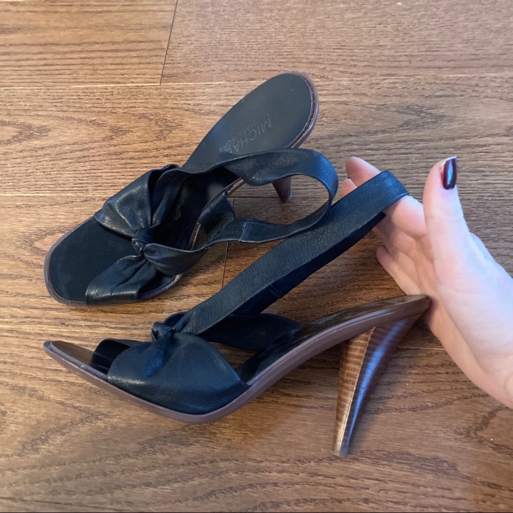MK sandals